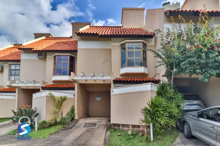 Casa de Condomínio com 3 Quartos à venda, 101m² no Jardim Sabará, Porto Alegre