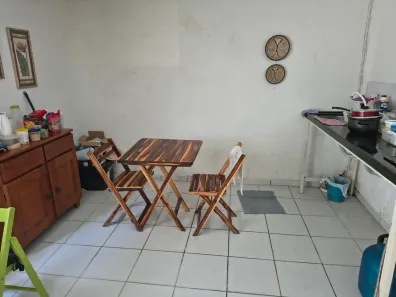 Kitnet com 1 Quarto para alugar, 35m² no Varjota, Fortaleza