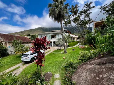 Casa com 4 Quartos à venda, 340m² no Araras, Teresópolis