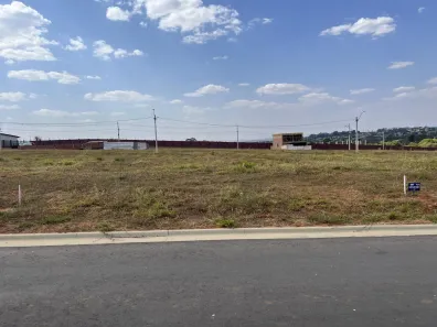Lote/Terreno à venda, 211m² no Polo Empresarial Goiás, Aparecida de Goiânia
