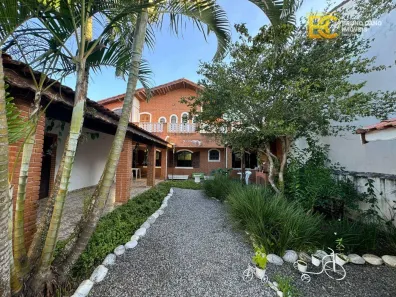Casa com 6 Quartos à venda, 357m² no Parque Balneario Oasis, Peruíbe
