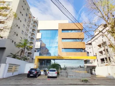 Sala Comercial para alugar, 34m² no Santo Antônio, Joinville
