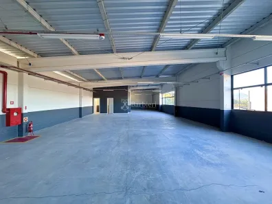 Sala Comercial para alugar, 240m² no Do Salto, Blumenau