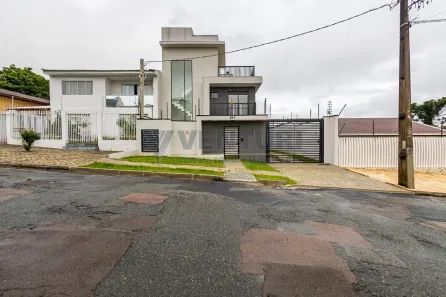 Sobrado com 3 Quartos à venda, 195m² no Xaxim, Curitiba