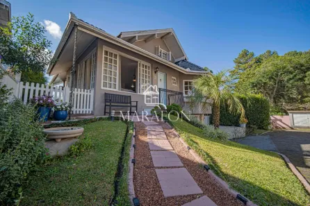 Casa de Condomínio com 4 Quartos à venda, 178m² no Ipê Amarelo, Gramado