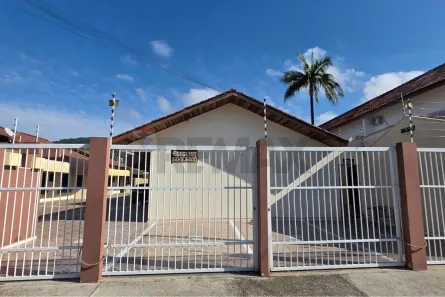 Casa de Condomínio com 2 Quartos à venda, 71m² no Centro, Matinhos
