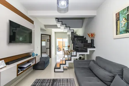 Sobrado com 3 Quartos à venda, 108m² no Boqueirão, Curitiba