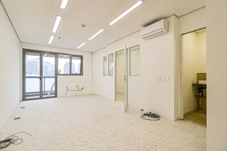 Ponto Comercial para alugar, 47m² no Santo Amaro, São Paulo
