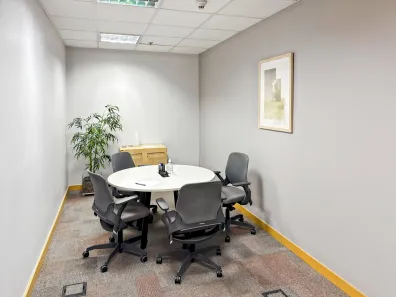 Sala Comercial para alugar, 20m² no Centro, Curitiba