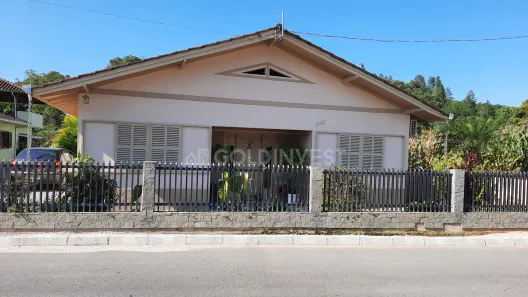 Casa com 5 Quartos à venda, 184m² no Guabiruba Sul, Guabiruba