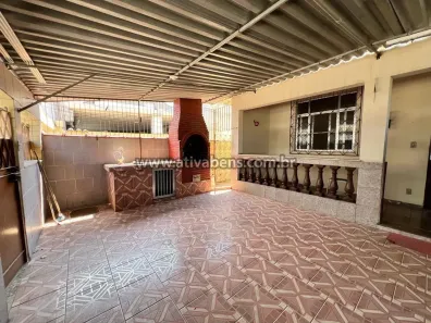 Casa com 2 Quartos para alugar, 80m² no Vila da Penha, Rio de Janeiro