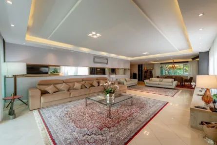 Apartamento com 3 Quartos à venda, 271m² no Três Figueiras, Porto Alegre