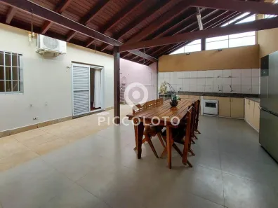 Casa com 3 Quartos à venda, 210m² no Jardim do Trevo, Campinas