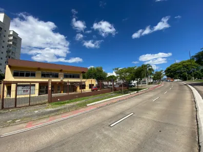 Ponto Comercial para alugar, 150m² no Menino Deus, Porto Alegre