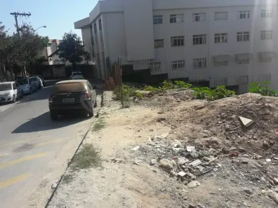 Lote/Terreno à venda, 912m² no São Lucas, Belo Horizonte