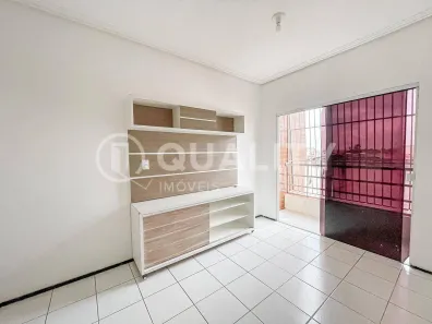 Apartamento com 3 Quartos à venda, 60m² no Montese, Fortaleza