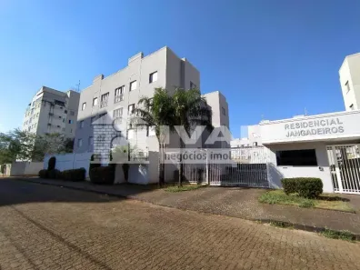 Apartamento com 3 Quartos para alugar, 70m² no Tubalina, Uberlândia