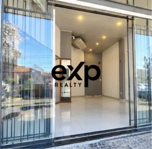 Sala Comercial para alugar, 119m² no Vila Embaré, Valinhos