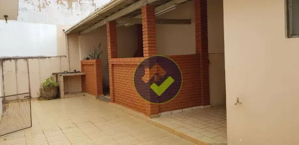 Casa com 3 Quartos à venda, 190m² no Jardim Ubirama, Lençóis Paulista