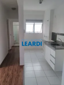 Apartamento com 2 Quartos para alugar, 43m² no Canhema, Diadema