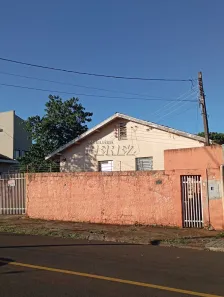 Casa com 5 Quartos à venda, 200m² no Jardim Lolata, Londrina