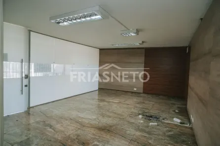 Imóvel Comercial com 3 Quartos para alugar, 300m² no Cidade Jardim, Piracicaba