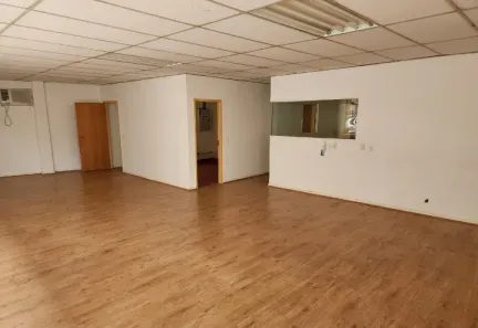 Sala Comercial para alugar, 123m² no Barra Funda, São Paulo