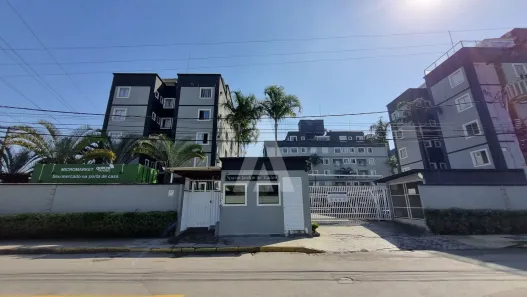 Apartamento com 2 Quartos para alugar, 51m² no Santo Antônio, Joinville