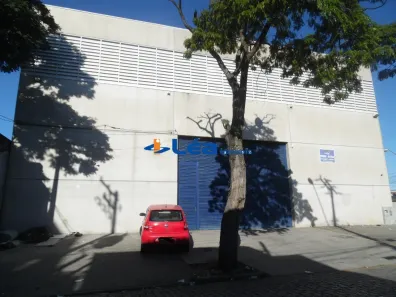 Galpão/Depósito/Armazém à venda, 820m² no Vila Amorim, Suzano