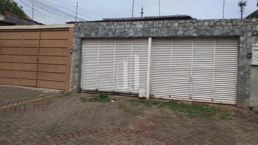 Casa com 3 Quartos à venda, 320m² no Setor Pedro Ludovico, Goiânia