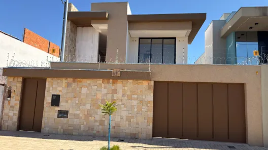 Casa com 4 Quartos à venda, 250m² no Morada do Sol, Montes Claros