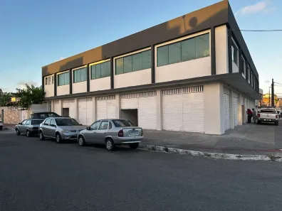 Ponto Comercial com 13 Quartos para alugar, 1600m² no Salgado Filho, Aracaju
