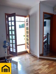 Sobrado com 3 Quartos para alugar, 180m² no Matriz, Mauá