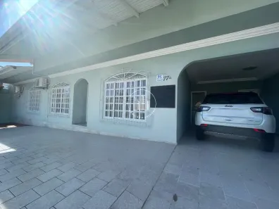 Casa com 3 Quartos à venda, 154m² no Capoeiras, Florianópolis