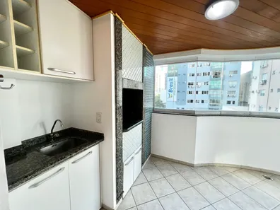 Apartamento com 3 Quartos à venda, 100m² no Centro, Balneário Camboriú