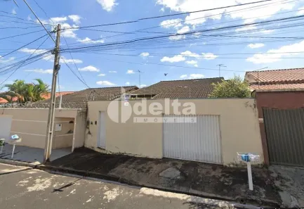 Casa com 4 Quartos à venda, 180m² no Jardim Holanda, Uberlândia
