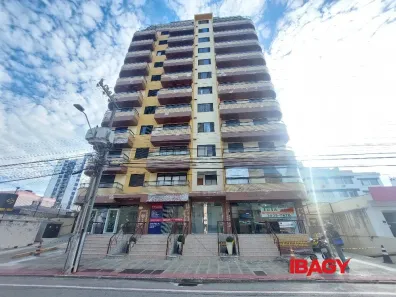 Apartamento com 3 Quartos para alugar, 95m² no Kobrasol, São José