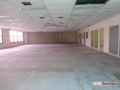 Sala Comercial para alugar, 250m² no Tamboré, Barueri