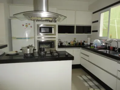 Casa com 4 Quartos à venda, 224m² no Jardim Boer I, Americana