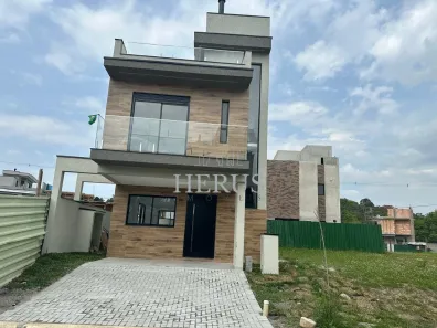 Casa de Condomínio com 4 Quartos para venda ou aluguel, 160m² no Santa Cândida, Curitiba