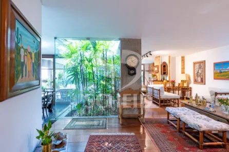 Casa com 4 Quartos à venda, 571m² no Jardim Leonor, São Paulo