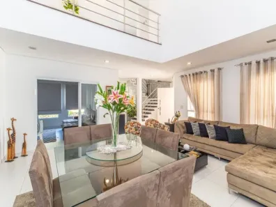 Casa com 3 Quartos à venda, 300m² no Iporanga, Sorocaba