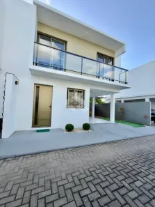 Casa de Condomínio com 2 Quartos à venda, 88m² no Pinheiro Machado, Santa Maria