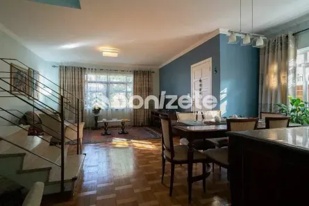 Sobrado com 4 Quartos à venda, 212m² no Vila Alpina, Santo André