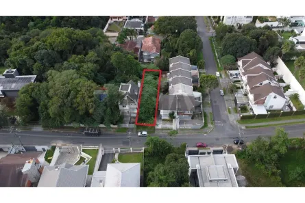 Lote/Terreno à venda, 330m² no Santa Felicidade, Curitiba