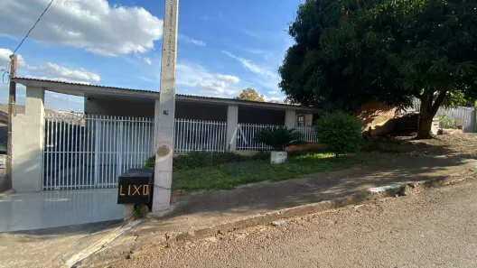 Casa com 3 Quartos à venda, 117m² no 14 de Novembro, Cascavel
