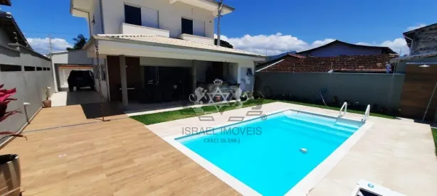 Sobrado com 4 Quartos à venda, 36m² no Jardim Britânia, Caraguatatuba