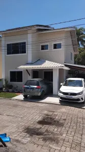 Casa de Condomínio com 4 Quartos para alugar, 210m² no Buraquinho, Lauro de Freitas