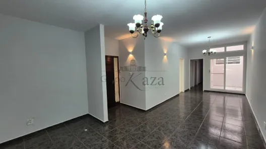 Casa com 3 Quartos à venda, 141m² no Jardim Santa Maria, Jacareí