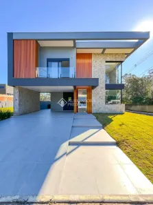 Casa de Condomínio com 3 Quartos à venda, 242m² no Distrito Industrial, Cachoeirinha